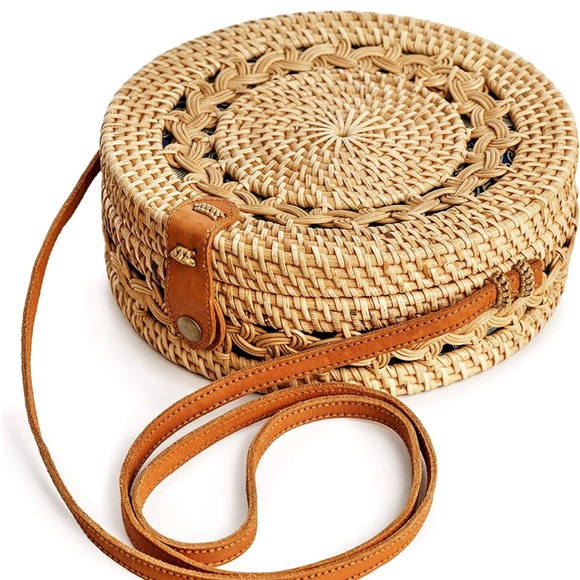 Amerii Rattan around Straw Bag - Picture 4 of 9